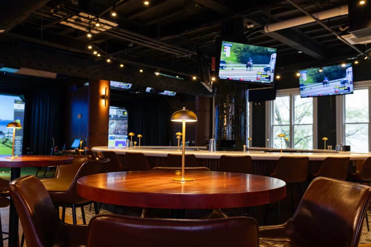 The main room at Peachtree Sporting Club