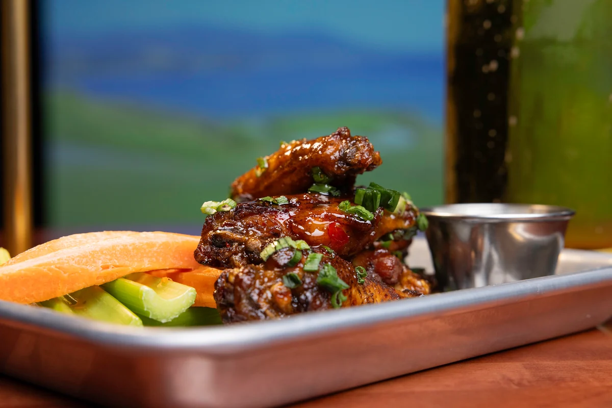 PSC Signature Wings with carrots, celery and dipping sauce
